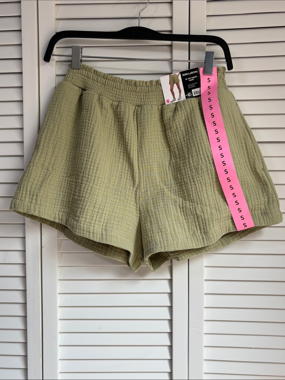NWT Billabong Women's Olive Green Textured Shorts